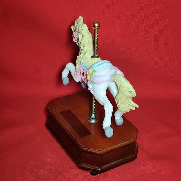 Musical Carousel Horse Bisque Porcelain Wood Base Plays Wind Beneath My Wings - Picture 11 of 12